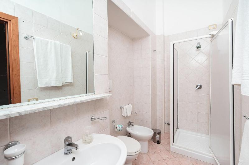 스탠다드 룸, Fontana