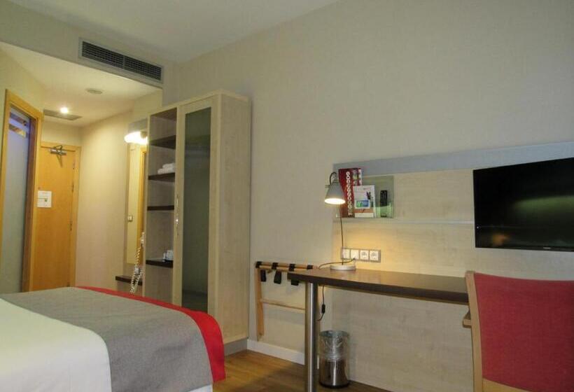 اتاق استاندارد, Holiday Inn Express Madrid Alcorcón, An Ihg