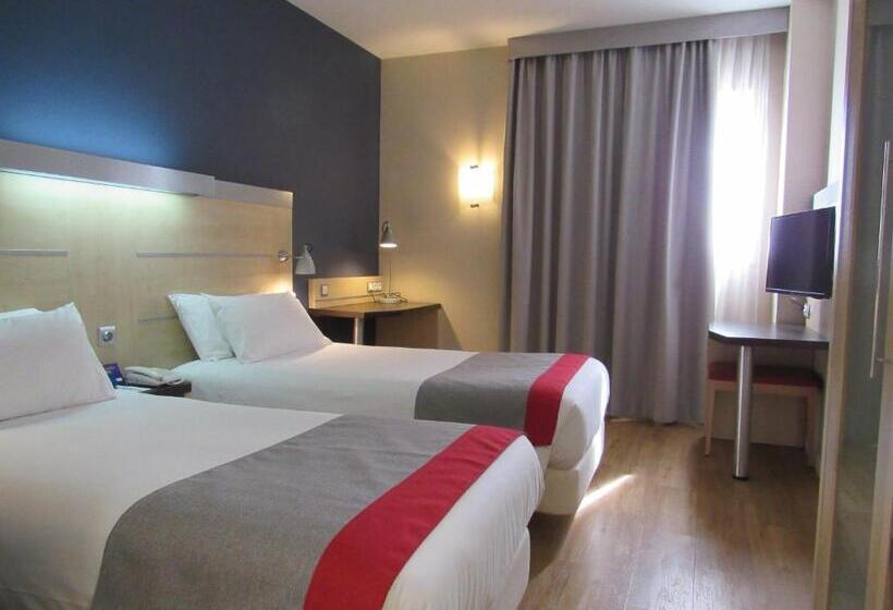 اتاق استاندارد, Holiday Inn Express Madrid Alcorcón, An Ihg