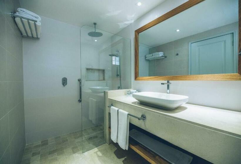 غرفة قياسية مطلّة علي البحر, Iberostar Waves Costa Dorada