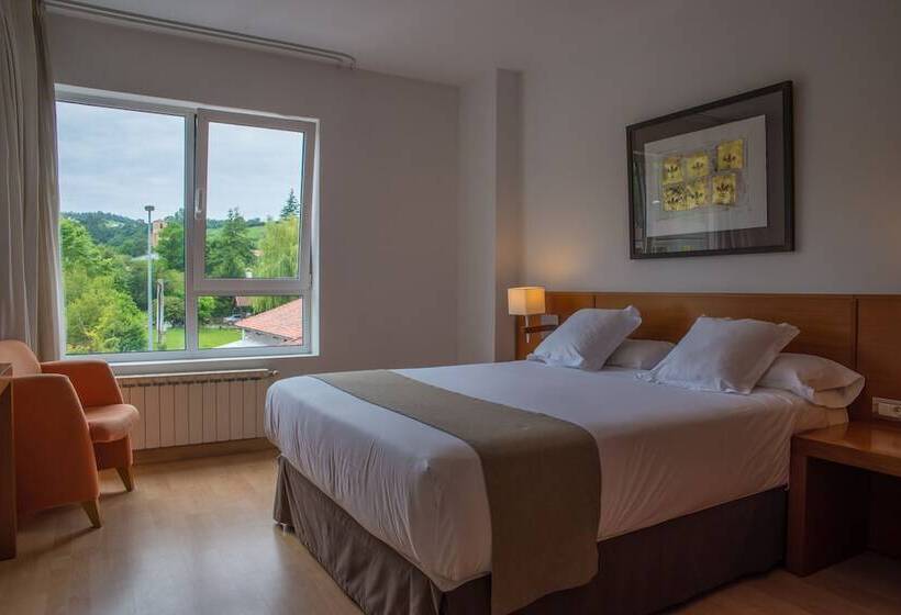 חדר משפחתי, Miera