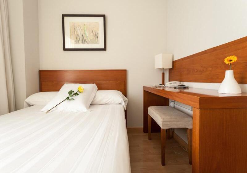 חדר בסיסי, Miera