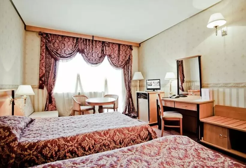 اتاق استاندارد با بالکن, Pamporovo