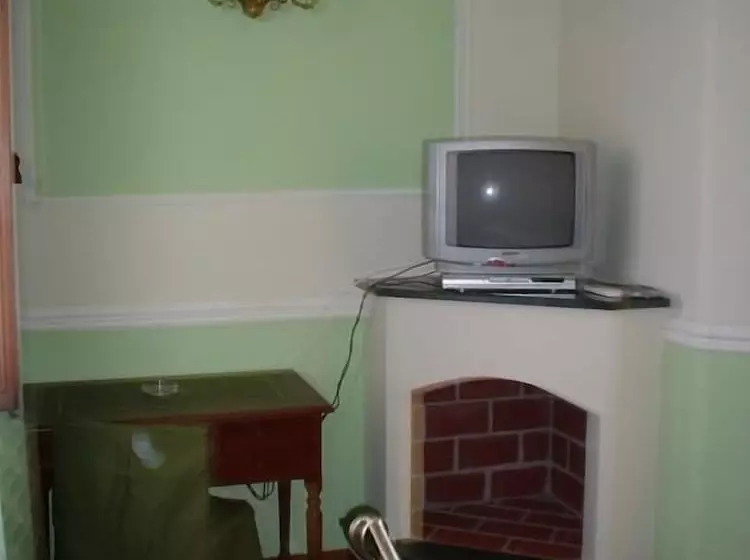スタンダードトリプルルーム, Petit Chateau