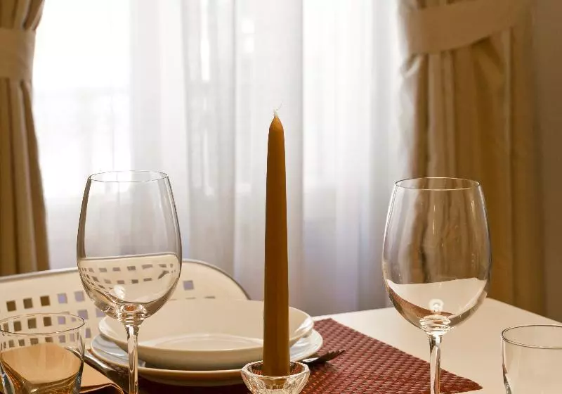 سوییت لوکس, Residence Hilda