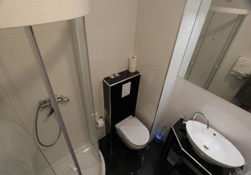 חדר סטנדרט, Sveti Kriz