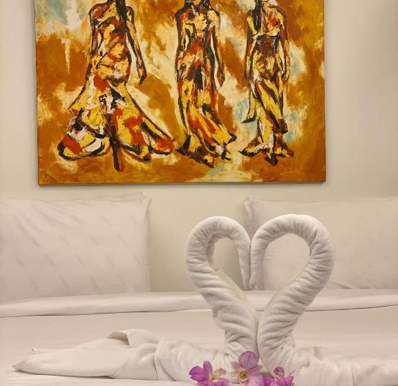 프리미엄 룸, Lokal Phuket