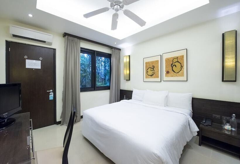 스탠다드 룸, Lokal Phuket