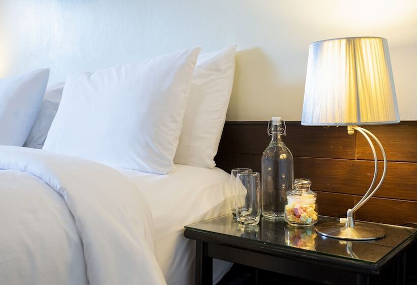 스탠다드 룸, Lokal Phuket