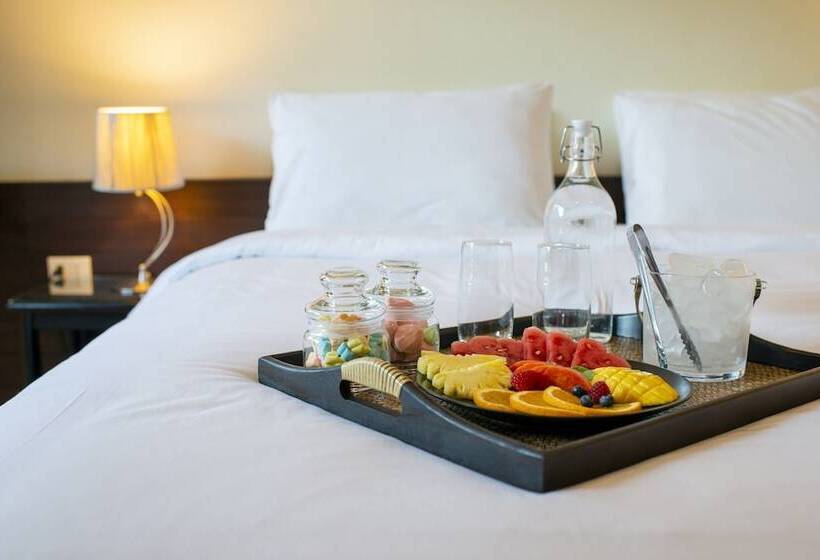 스탠다드 룸, Lokal Phuket