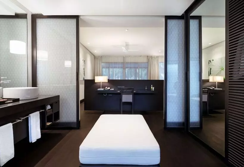 Premium-huone, Twinpalms Surin Phuket Resort