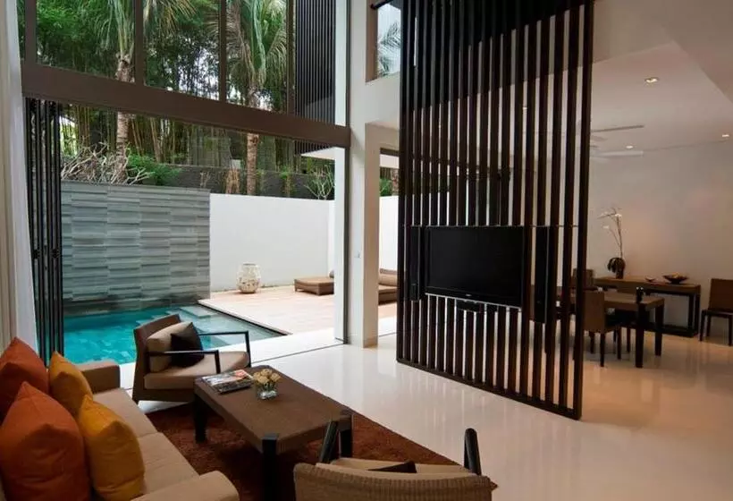 Ullakkohuone, Twinpalms Surin Phuket Resort