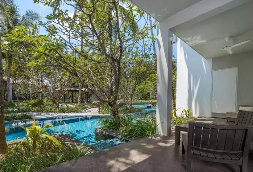 Juniorsviitti Allasnäkymä, Twinpalms Surin Phuket Resort