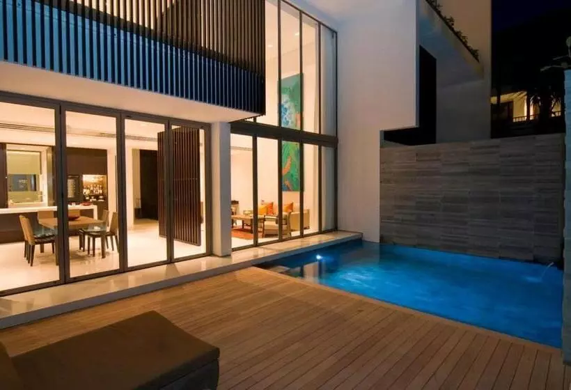 Ullakkohuone, Twinpalms Surin Phuket Resort