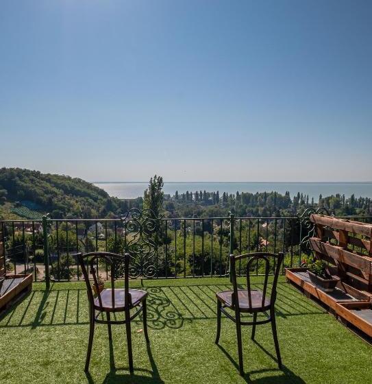 חדר סטנדרט נוף לאגם, Villa Kabala