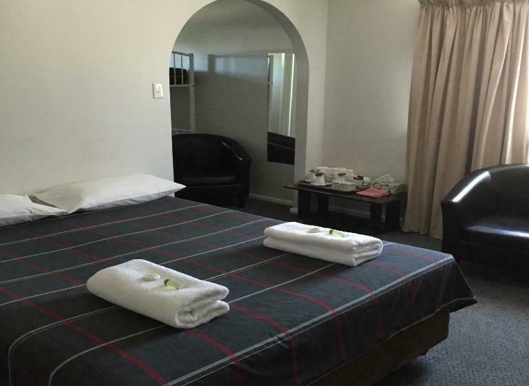 غرفة عائلية, Glenrowan Kelly Country Motel