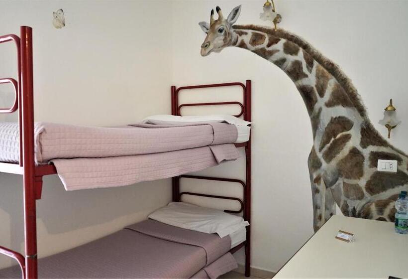 חדר משפחתי, Baldo