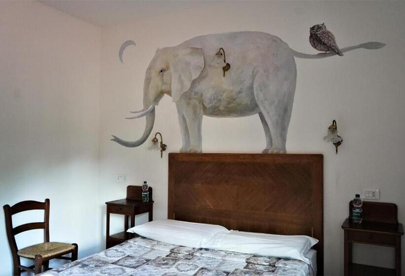 חדר משפחתי, Baldo