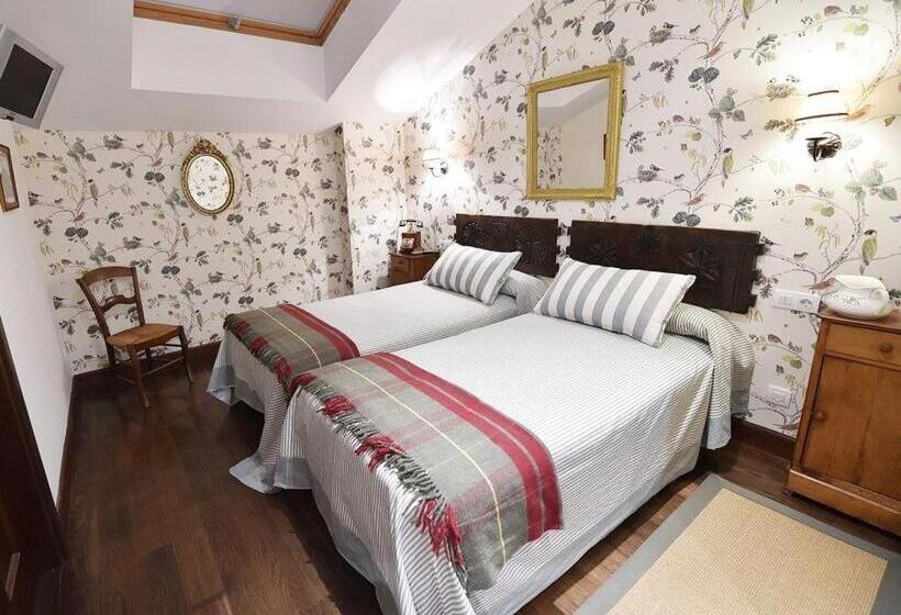 古典房间, Batzarki