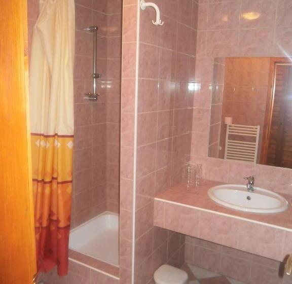 חדר פנטהאוז, Fogl