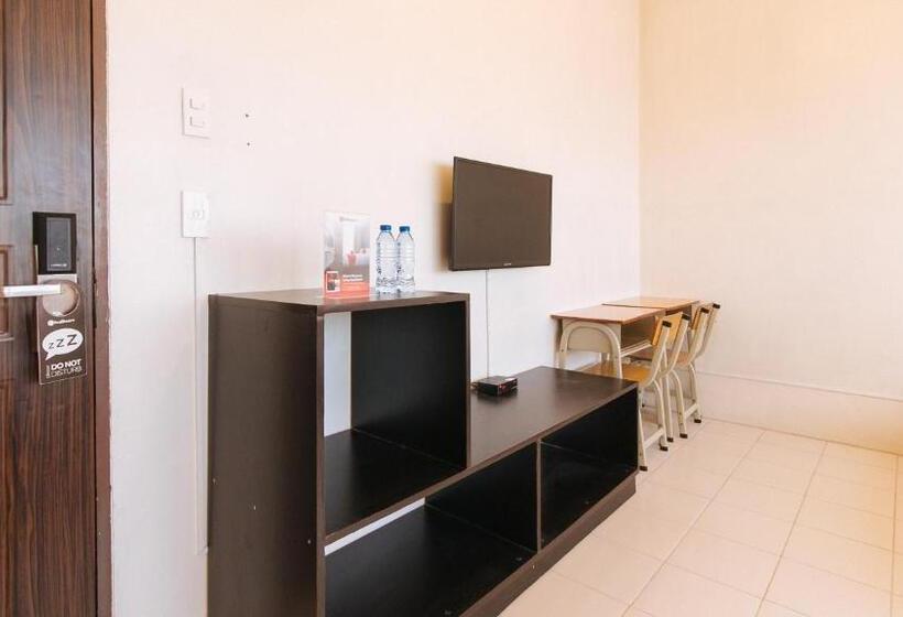 패밀리 룸, Reddoorz Plus @ E Rodriguez Corner Banawe