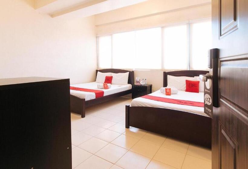 패밀리 룸, Reddoorz Plus @ E Rodriguez Corner Banawe