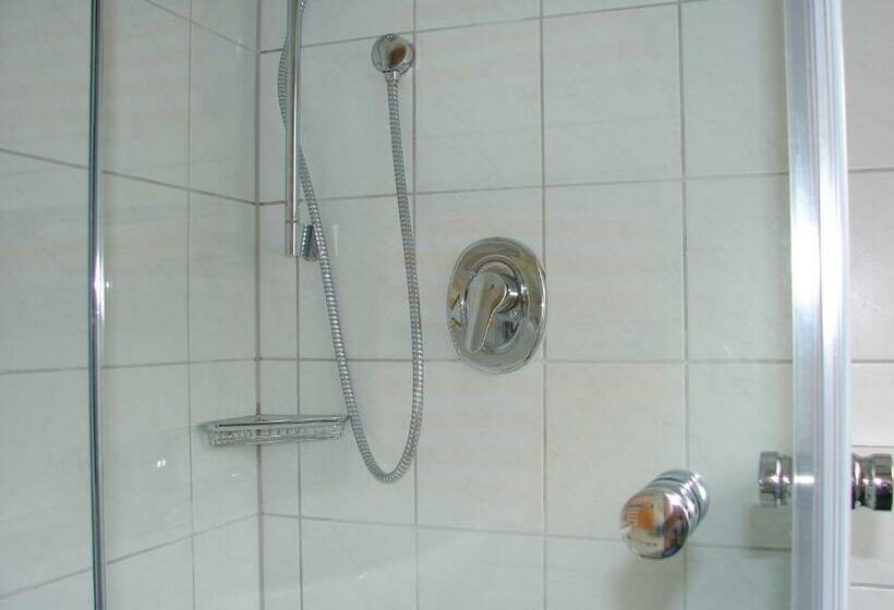 Номер Стандарт, Gasthaus Zur Traube