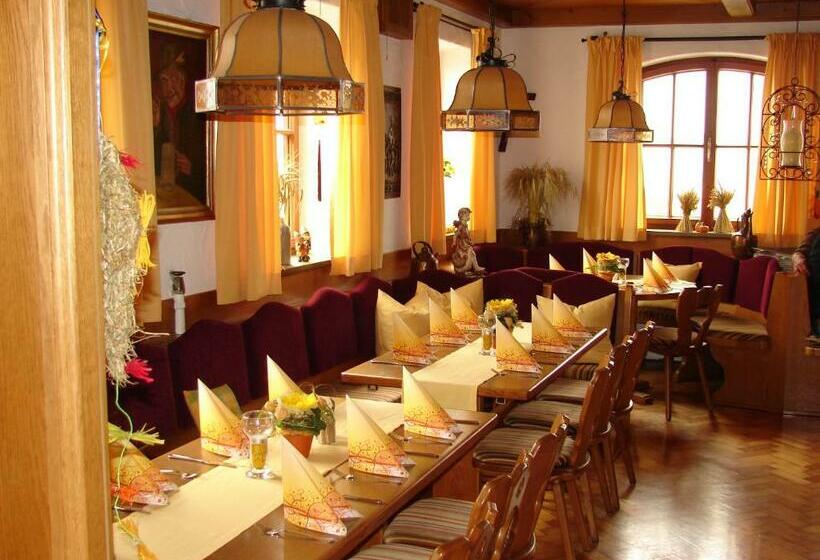 Номер Стандарт, Gasthaus Zur Traube