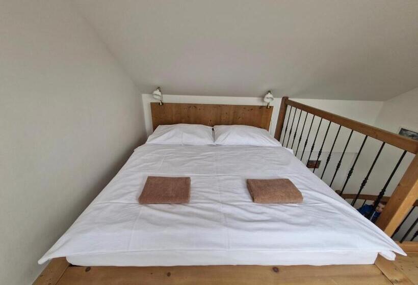 Номер Дюплекс, Restaurace   Apartmány Bobule