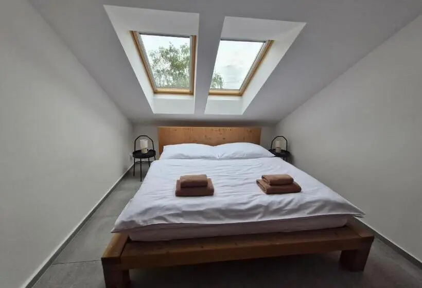 1ベッドルームアパートメント, Restaurace Apartmány Bobule