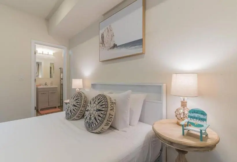 1ベッドルームハウス, 2 Blocks From Beach Sleeps 16