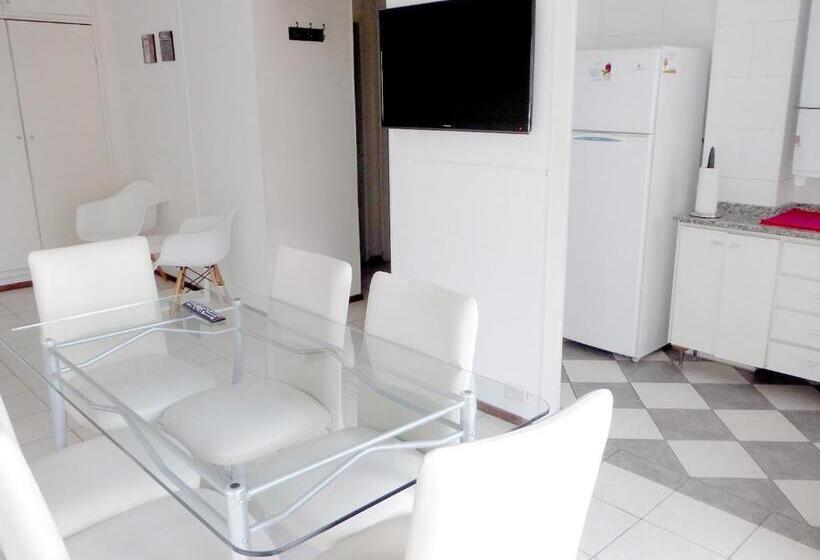 Apartamento 2 Dormitórios Vista Mar, Cabo Corrientes Center