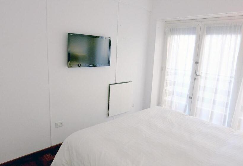 Apartamento 2 Dormitórios Vista Mar, Cabo Corrientes Center