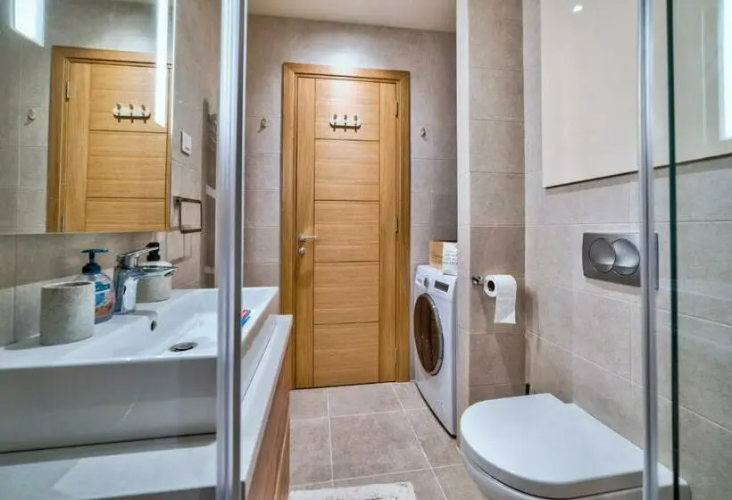 سوییت, Luxury Kalman Centar Apartman