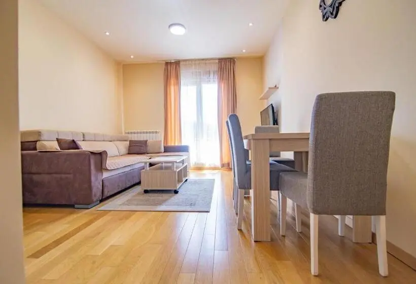 آپارتمان 1 خوابه با چشمانداز, Luxury Kalman Centar Apartman