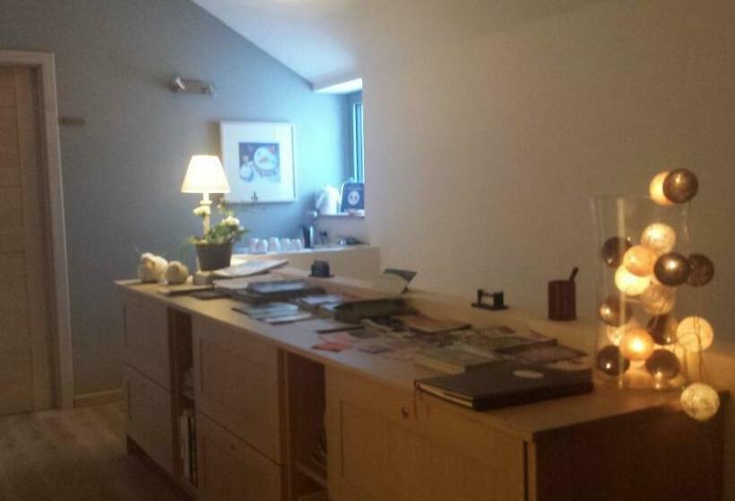 Comfort room with balcony, B&b La Chabetaine