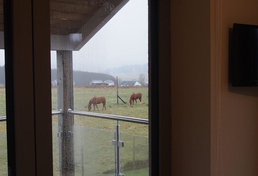 Comfort room with balcony, B&b La Chabetaine