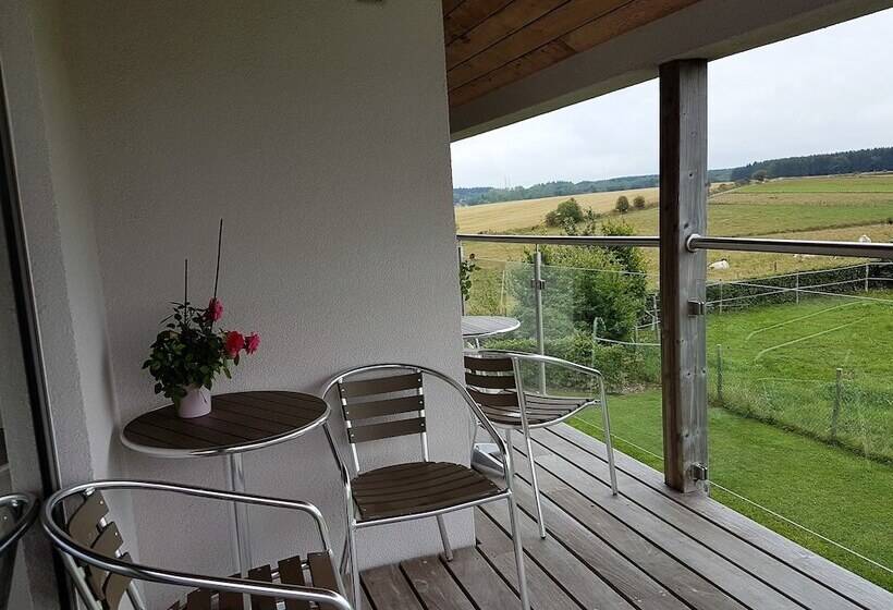 غرفة كمفورت مع بلكونة, B&b La Chabetaine