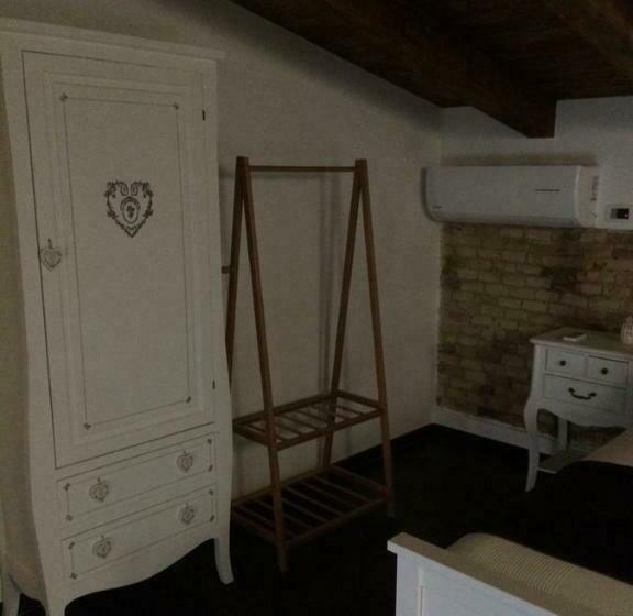 חדר סטנדרט לשלושה, B&b S.antonio