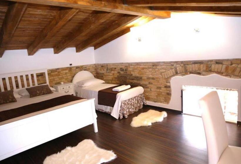 חדר סטנדרט לשלושה, B&b S.antonio