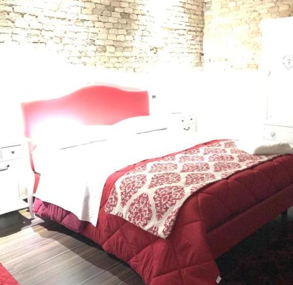 חדר בסיסי לשלושה, B&b S.antonio