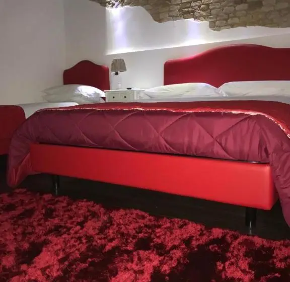 اتاق ساده سه‌ نفره, B&b S.antonio
