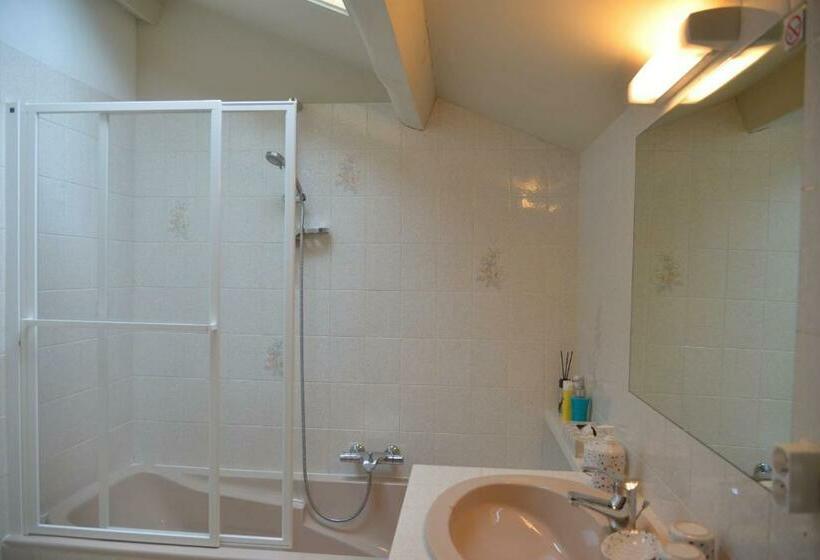 غرفة قياسية, Au Grand Bonheur