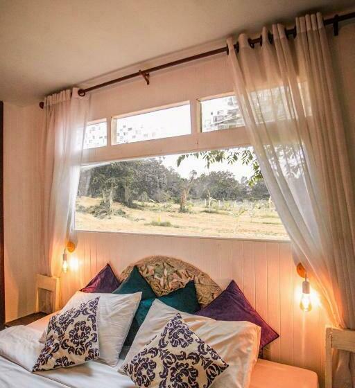 디럭스 룸, The Antique Riverside Resort