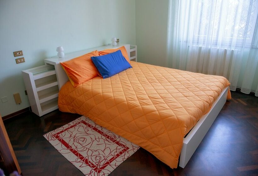 فيلا 4 غرف نوم, Villa Rosa