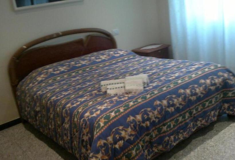 غرفة قياسية حمام مشترك, B&b In Centro