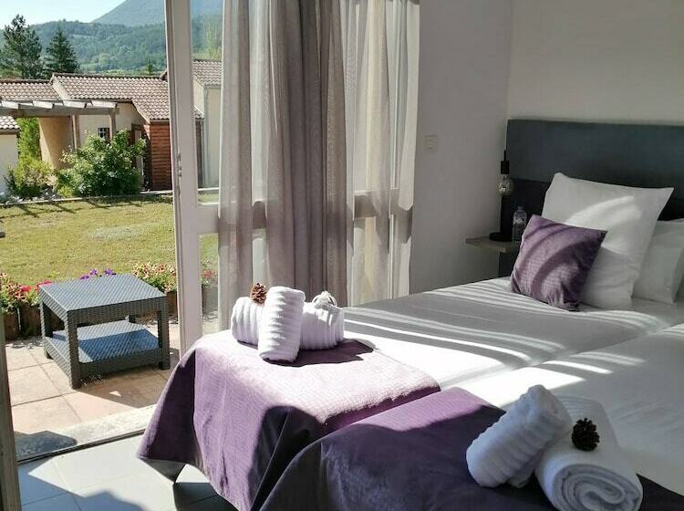 标准间, Les Portes De La Méouge