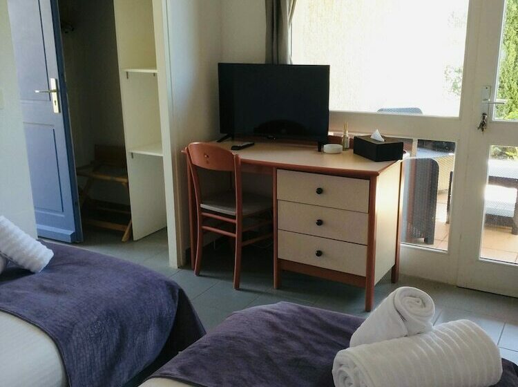 스탠다드 룸, Les Portes De La Méouge