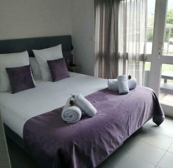 스탠다드 룸, Les Portes De La Méouge