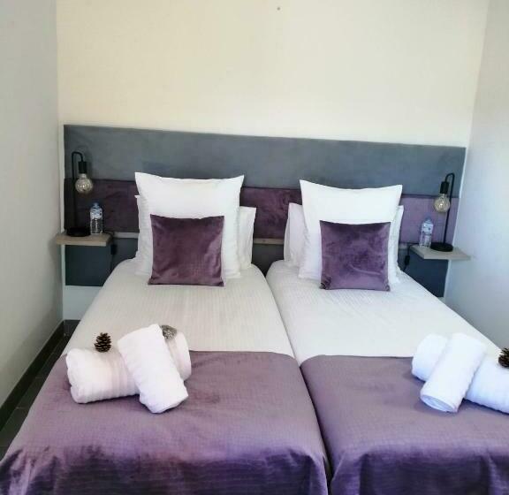 스탠다드 룸, Les Portes De La Méouge